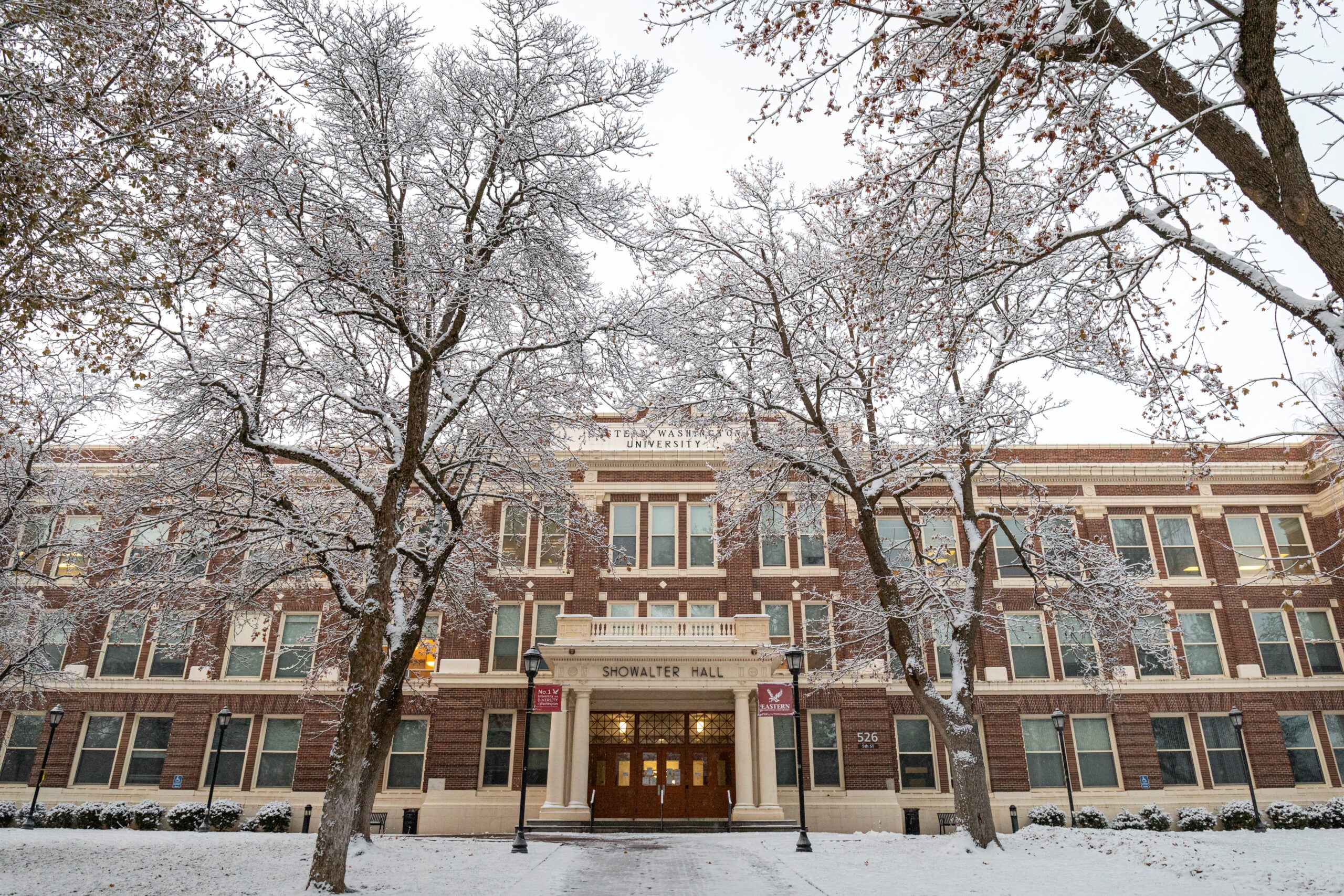 20201211-Campus-Snow-214